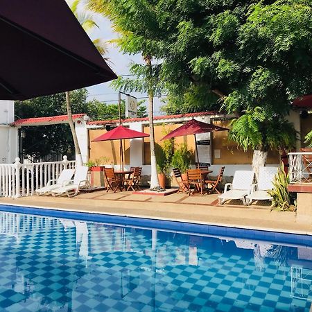 Hotel Maceo Melgar Exteriér fotografie