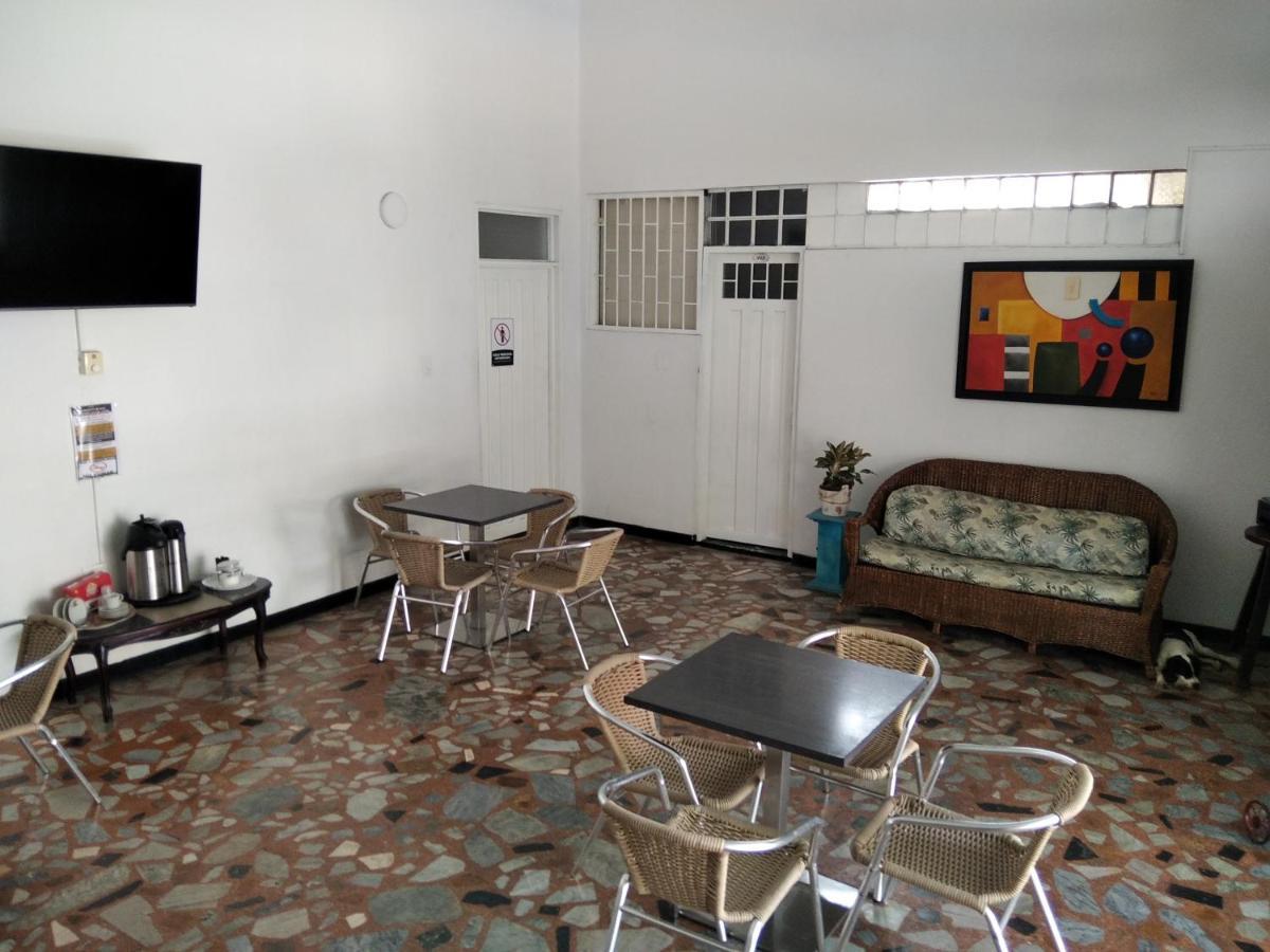 Hotel Maceo Melgar Exteriér fotografie