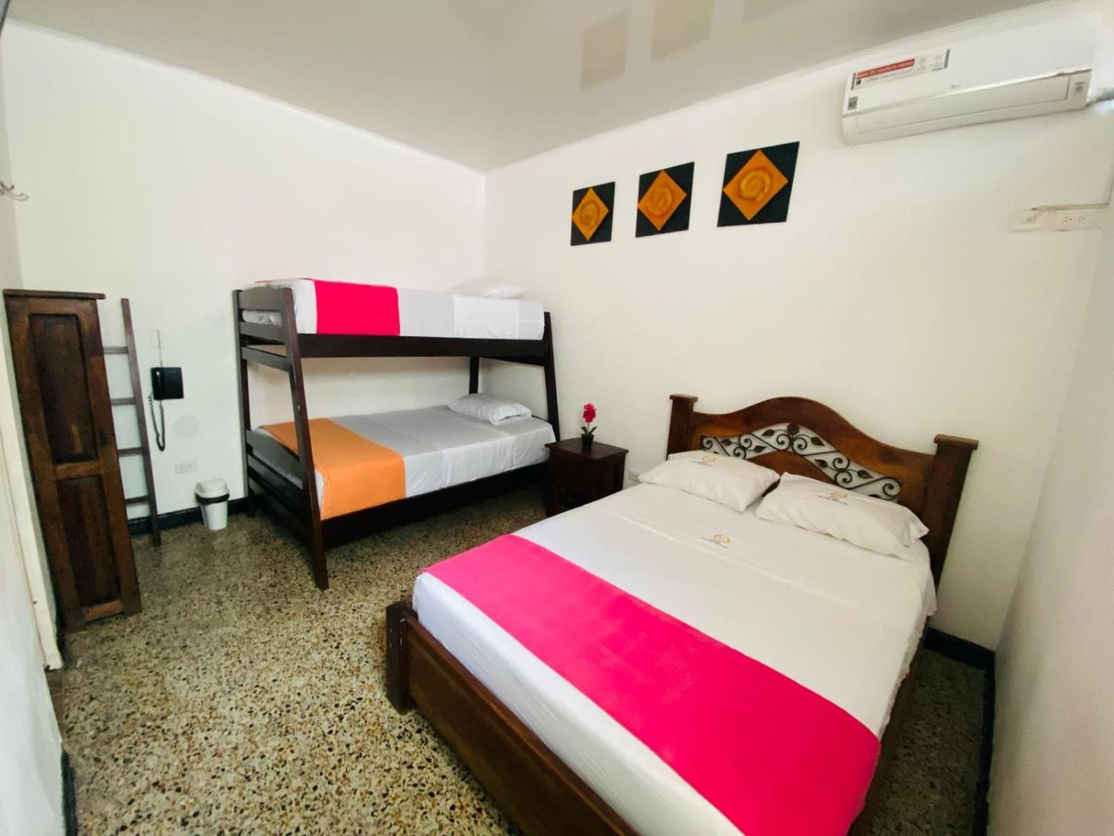 Hotel Maceo Melgar Exteriér fotografie